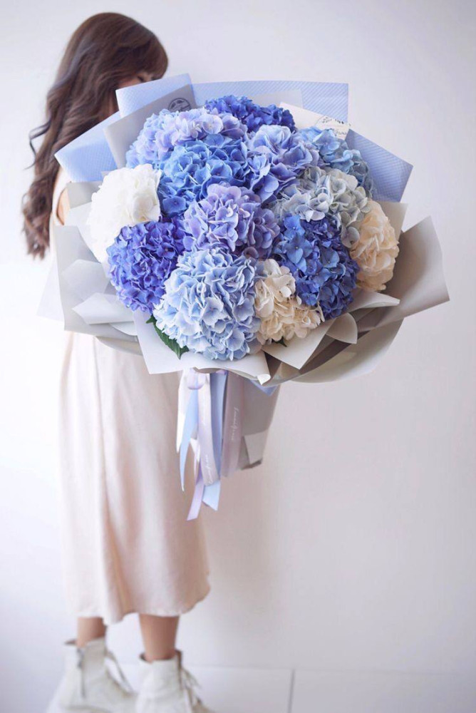Flower Bouquet «Hydrangea Cloud»