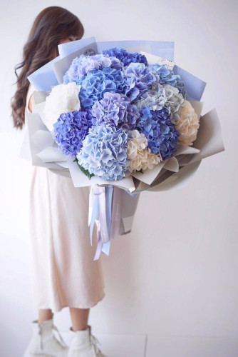 Flower Bouquet «Hydrangea Cloud»