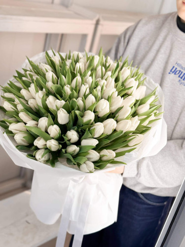 Flower Bouquet «White Spring Cloud» (101 тюльпан)