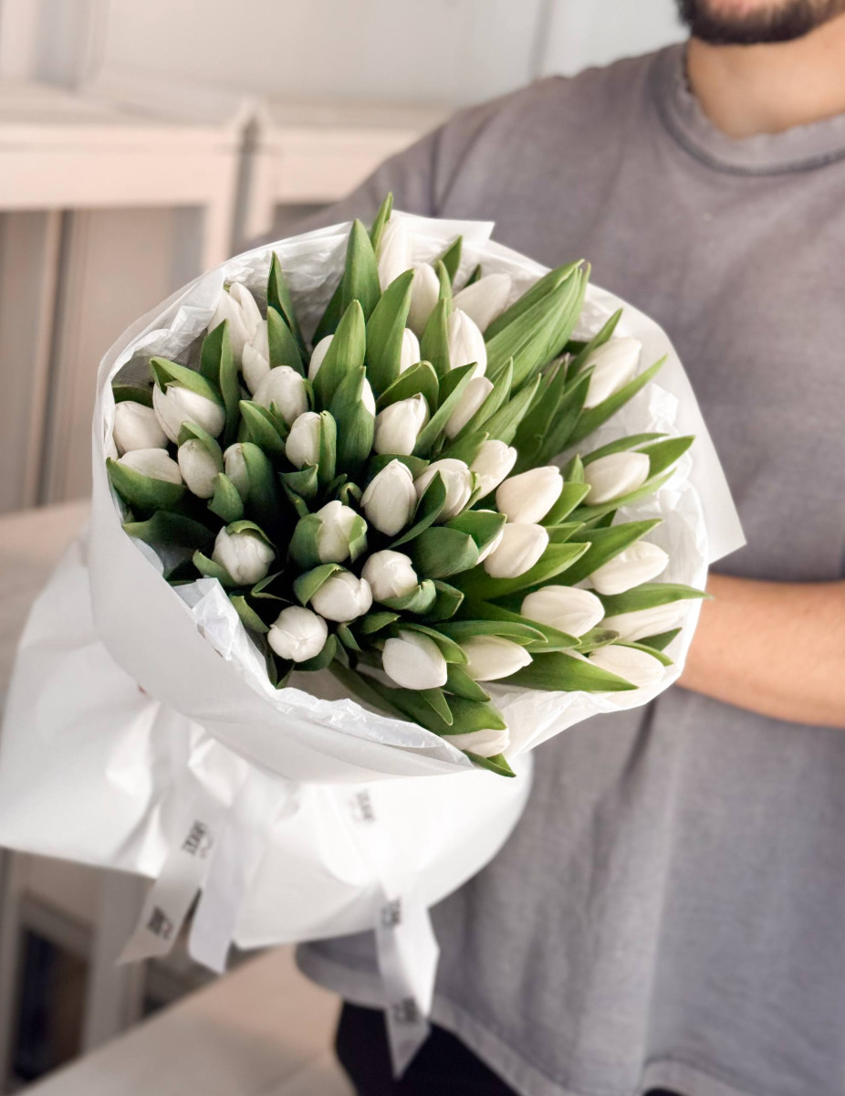 Flower Bouquet «White Tulip Elegance» (41 тюльпан)