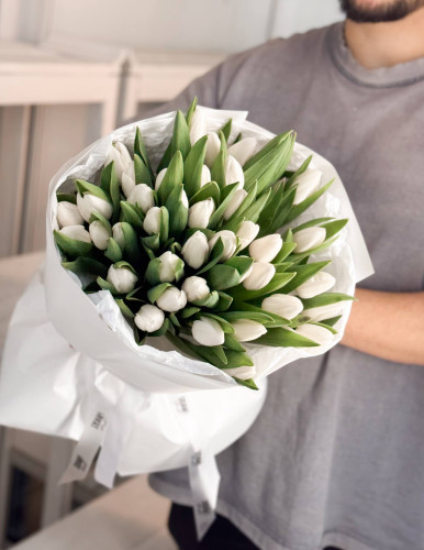 Flower Bouquet «White Tulip Elegance» (41 тюльпан)