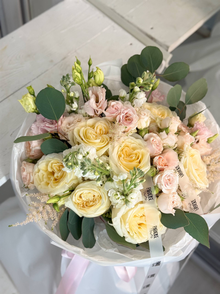 Flower Bouquet «Lemon & Vanilla Garden Mix»