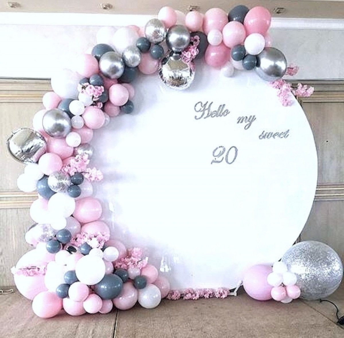 Фотозона «Sweet 20»